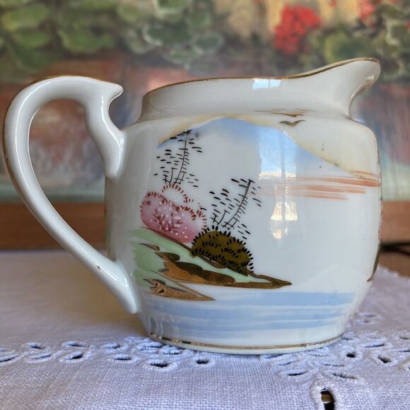 Kutani Japan China Vintage Hand Panted Small Milk Jug - Picture 5 of 9
